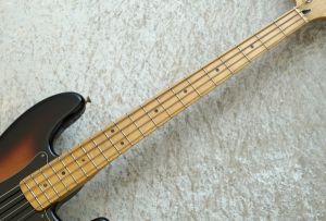 Deluxe Active Precision Bass Special -3 Color Sunburst