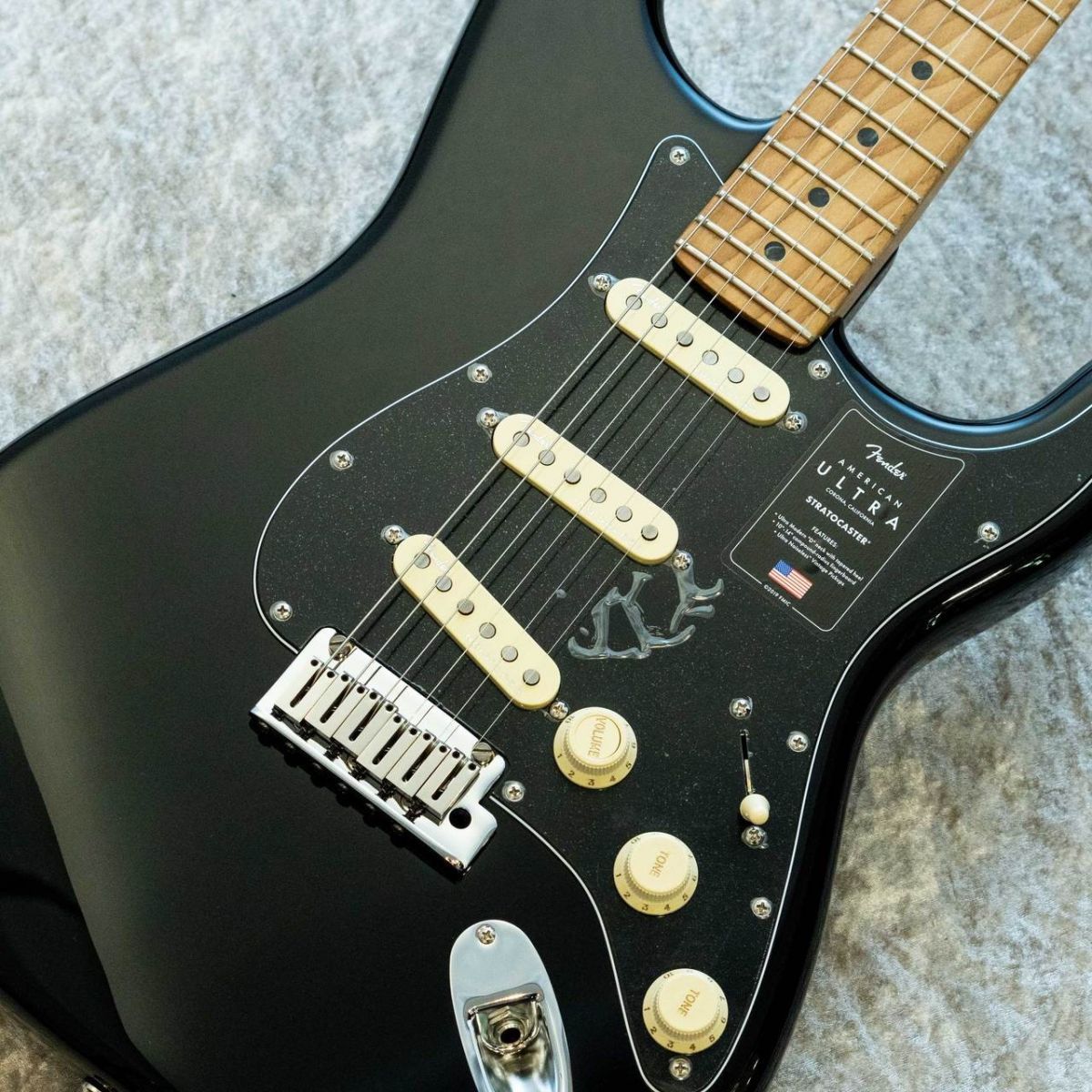 FSR Limited Edition American Ultra Stratocaster -Black  