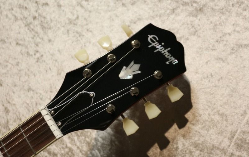 SG Standard 60s Maestro Vibrola ～Vintage Cherry