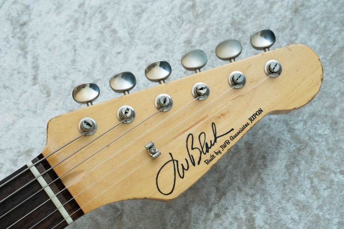 J.W.Black Guitars 【2019年製中古】【8本限定生産品】JWB-S