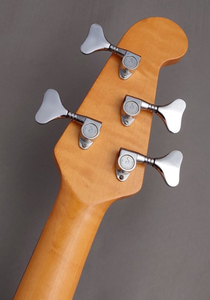 その他 Signature Bass | 【クロサワ楽器店オンラインショップ】いい