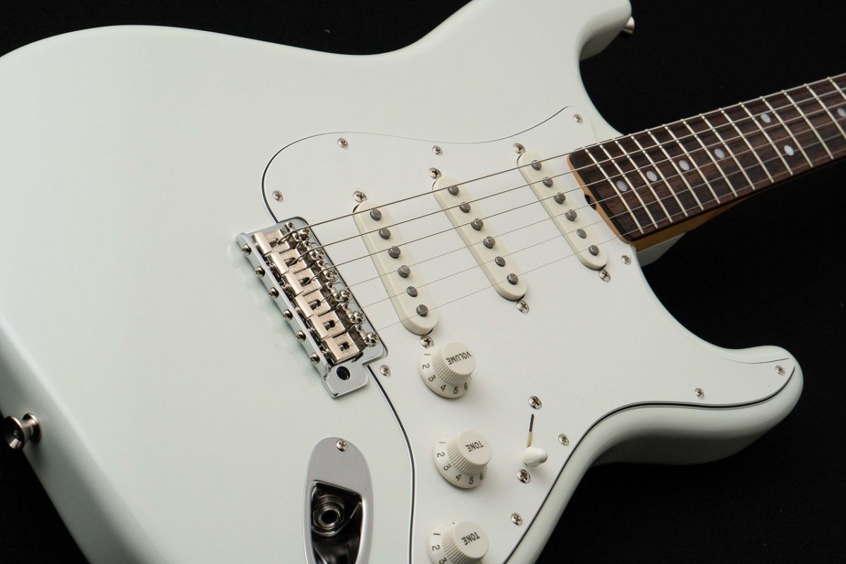 ギター Fender MadeInJapan Traditina II Late60s Fender Japan Traditional II '60S Stratocaster Lake Placid