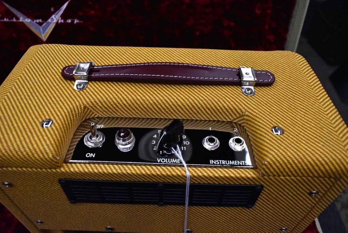 57 Custom Champ | 【クロサワ楽器店オンラインショップ】いい楽器との 