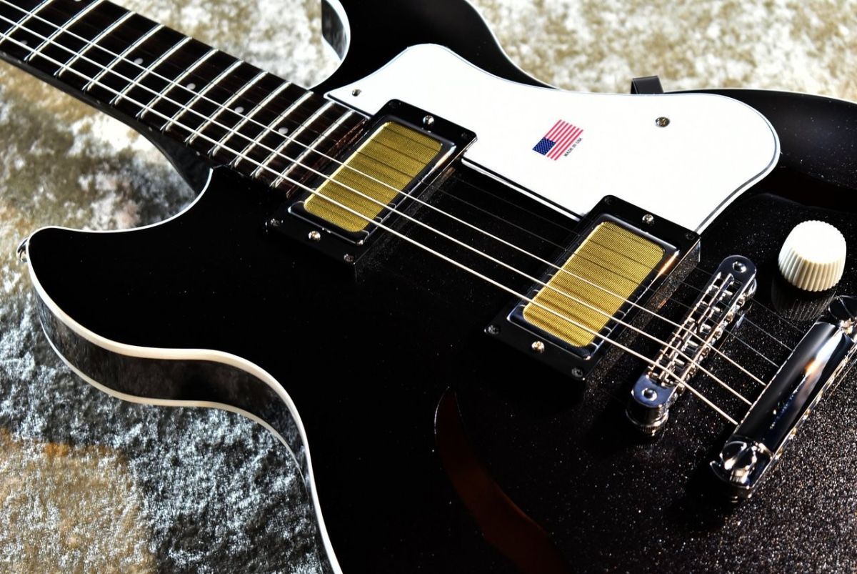 Comet Space Black | 【クロサワ楽器店オンラインショップ】いい楽器と