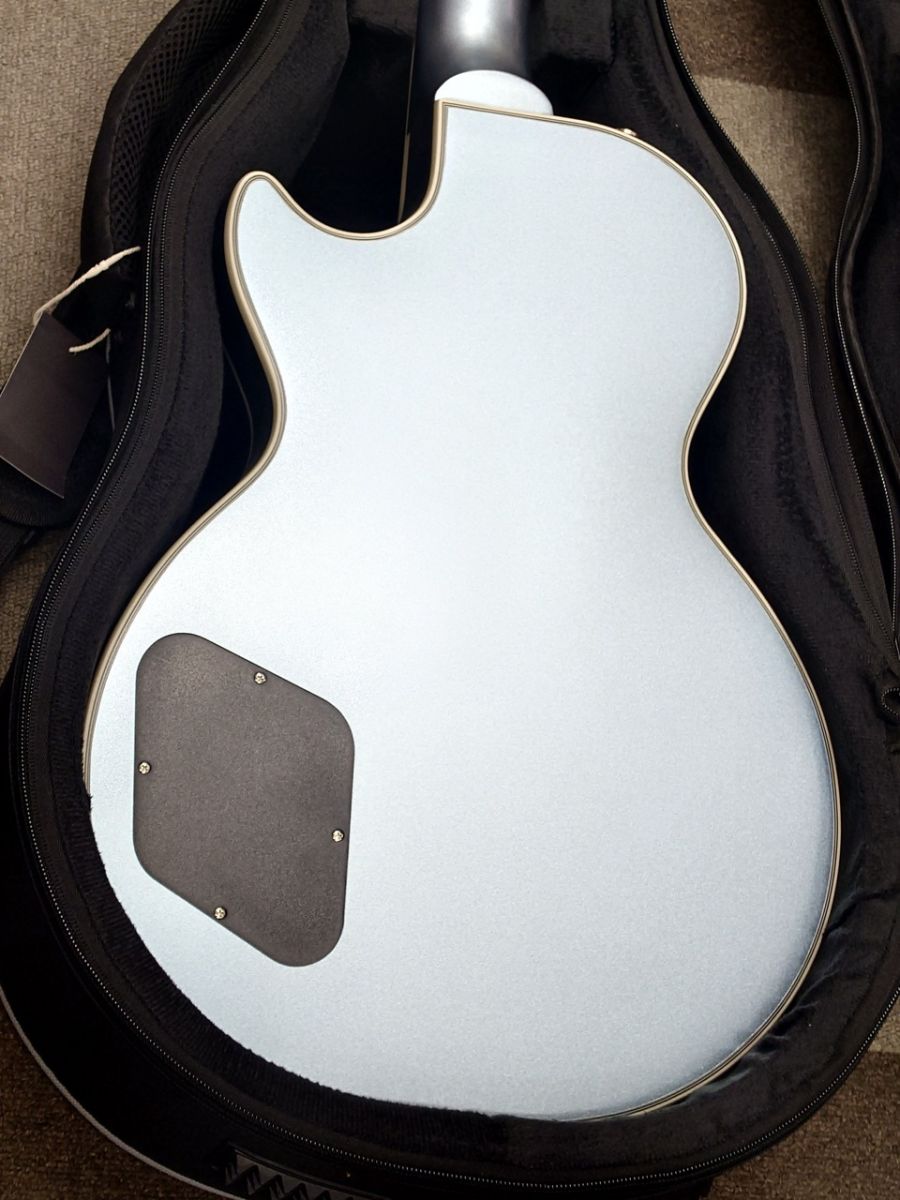 レスポール　フェイクギター レスポールシェイプのオリジナルギターを作製しました。Les Paul type