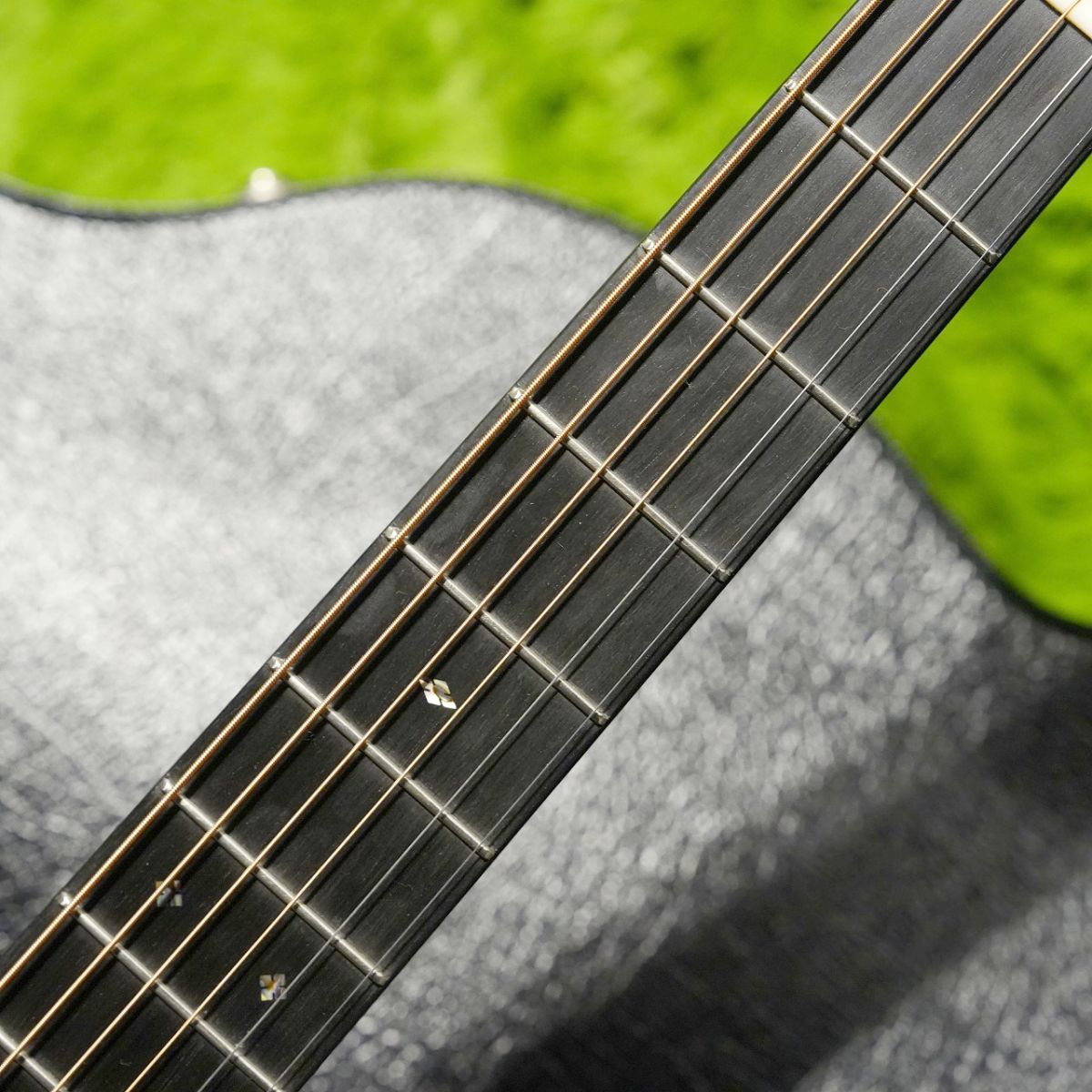 ブラックアコースティックギター Martin O-X1 BLACK 11SPOX1BLK アコースティックギター〈マーティン