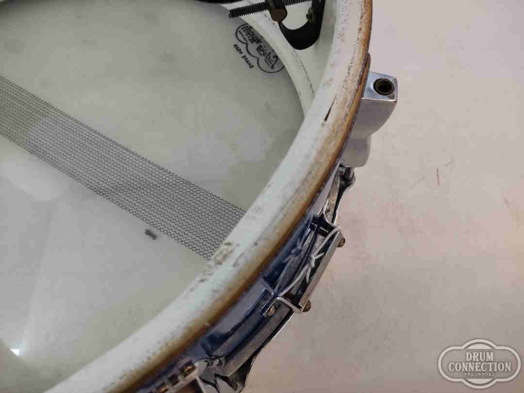 青い装飾模様のパーカッション楽器 青い装飾模様のパーカッション楽器 青い装飾模様のパーカッション楽器