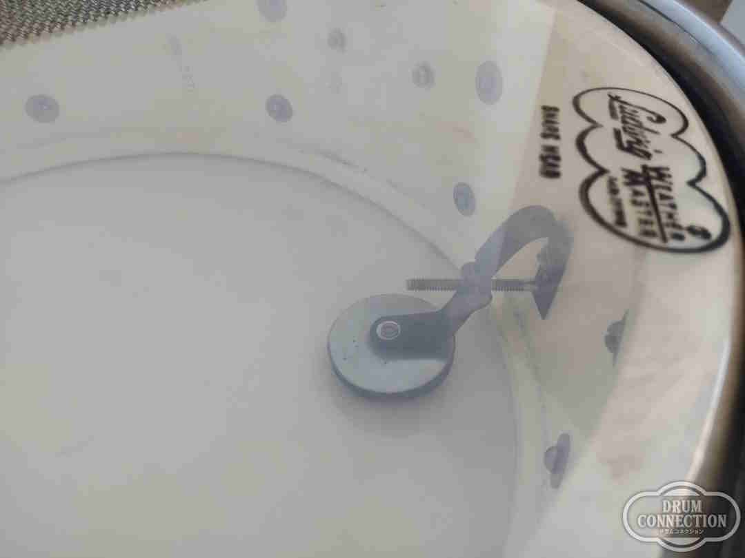 青い装飾模様のパーカッション楽器 青い装飾模様のパーカッション楽器 青い装飾模様のパーカッション楽器