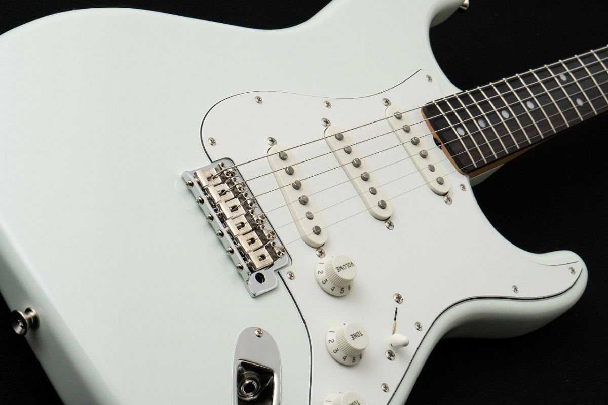 FSR Made in Japan Traditional II Late 60s Stratocaster Olympic