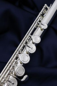 【新品同品】　ALTUS A10E アルタス　フルート Altus A10E フルート C足部管 オフセット カバードキイ Eメカ付