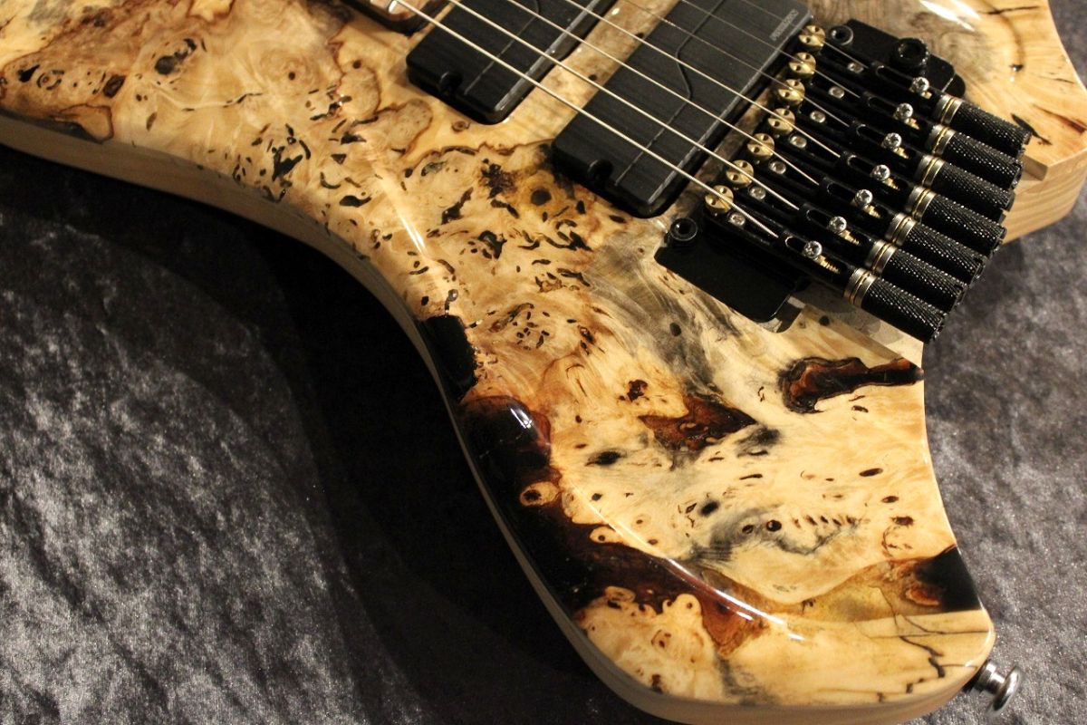 CTM Model TG054 7st Backeye Burl Top Black Burst
