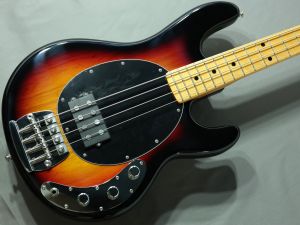 Music Man StingRay サンバースト ☆5月6日まで最終値下げ☆ MUSIC MAN Stingray EX 【返品OK】[SL801]【神戸店在庫】 - 中古