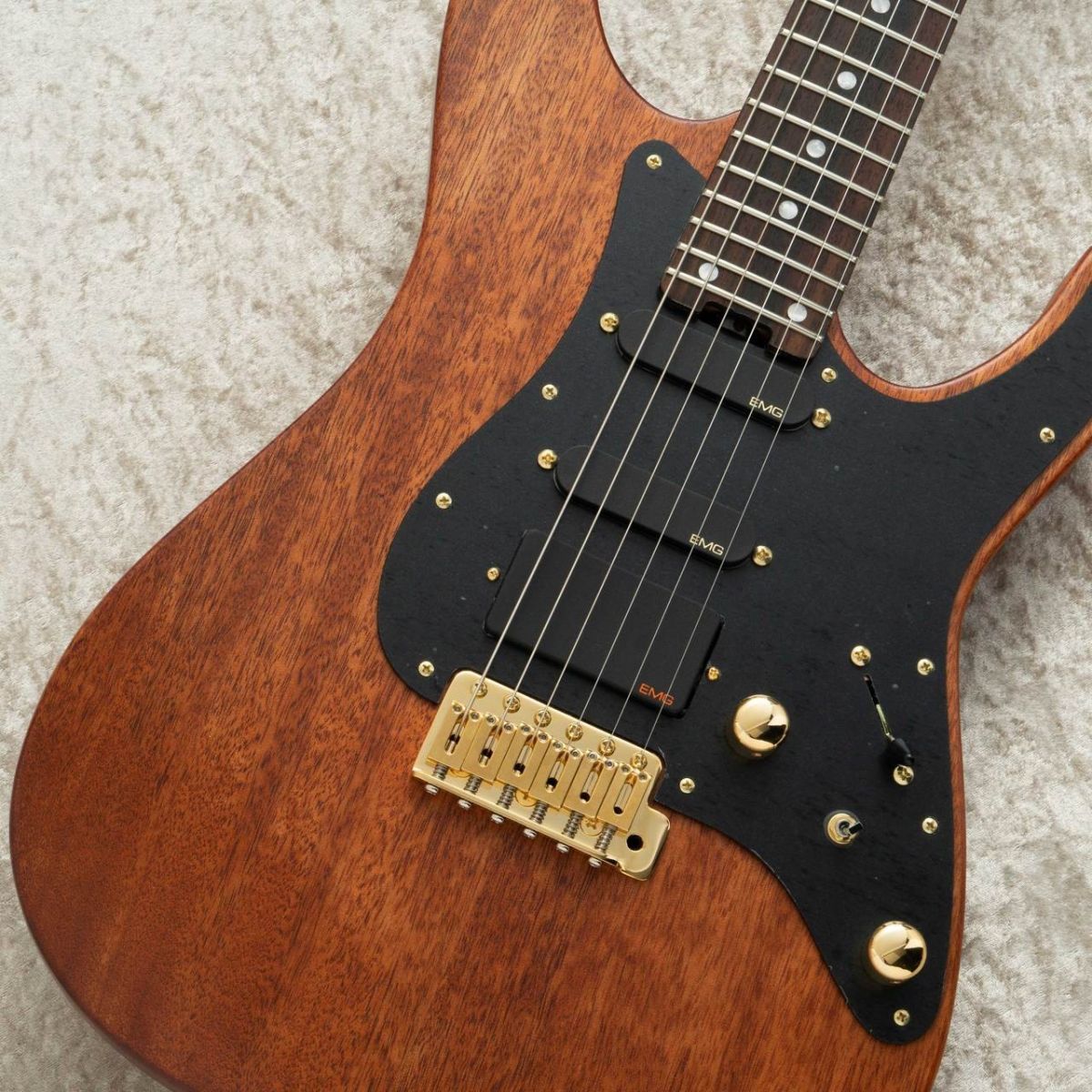 BH-1-VTR-24F-MH-EMG -Mahogany Natural- #S2309140