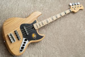 VINTAGE エレキベース　変形　ギター 951ee90e-608f-4e8c-9abf-