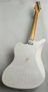 【激レア!!】イーストウッド 海外限定モデル RDアーティストタイプ ホワイト Amazon | Legend エレキギター LST-Z WH ホワイト ストラト