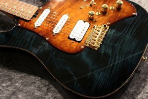 その他 Sundrop Original First Machine Figured Maple Top