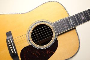 レア当時物オーダーアコースティックギター 日本製　黒澤楽器　D-45 アコースティックギター、ドレッドノート タイプの