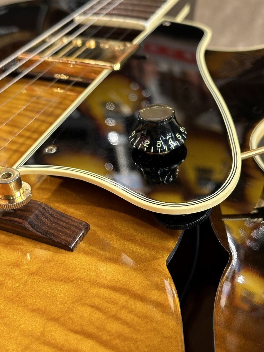 イニシエーション　ナチュラルスピリット　エリザベス・ハイチ 幾何学 ES-165 Herb Ellis | 【クロサワ楽器店オンラインショップ】いい