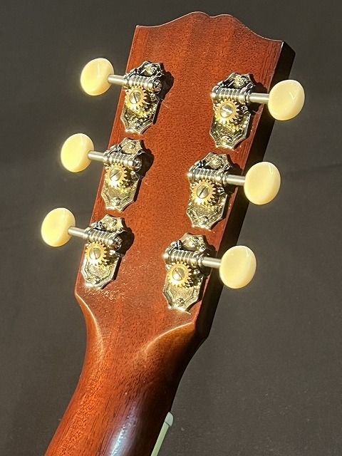 Gibson 1976年製　J-55　アコースティックギター　ヴィンテージ GIBSON J 55 1976 - YouTube