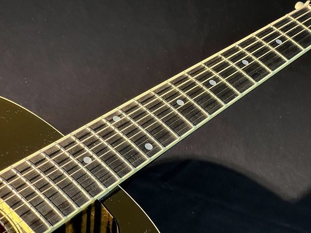 Custom Shop製 Historic Collection 1939 J-55 Vintage Sunburst