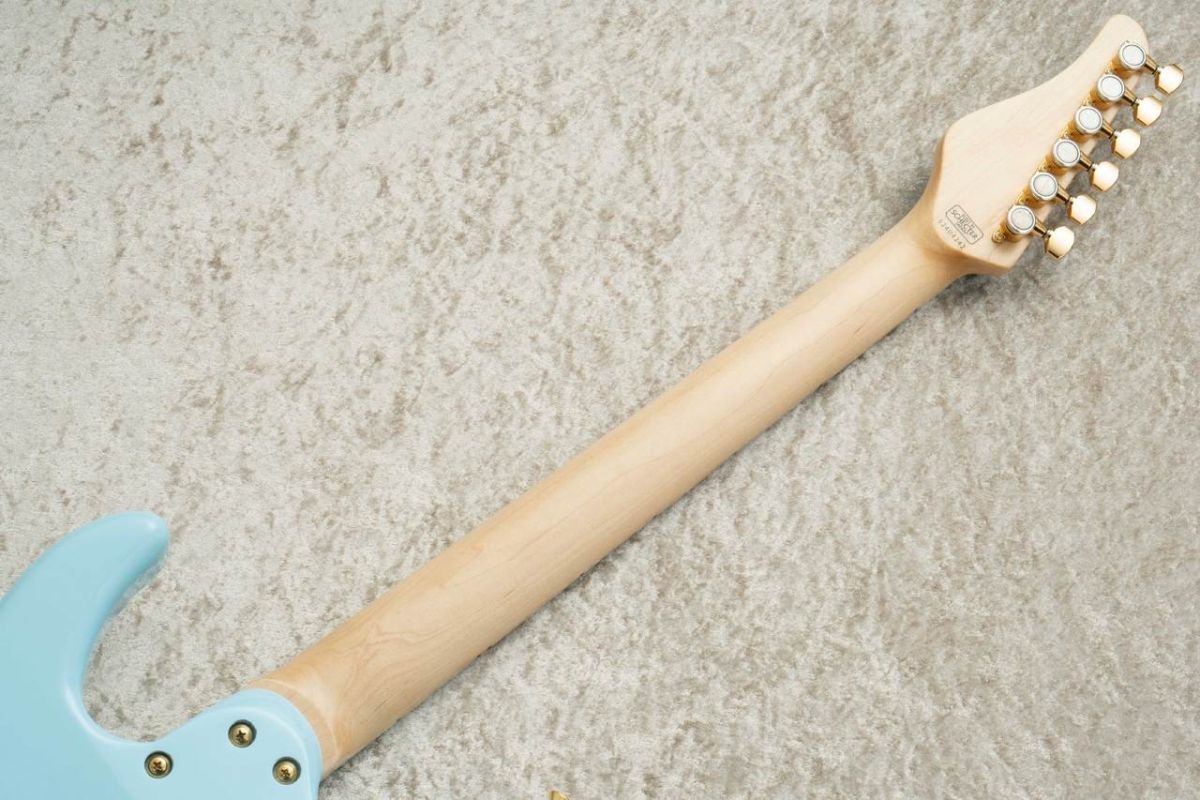 BH-1-STD-24/M CTM Neck Binding -Sonic Blue w/Gold Parts / SOB