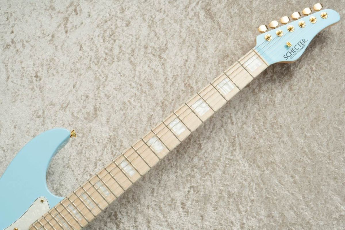 BH-1-STD-24/M CTM Neck Binding -Sonic Blue w/Gold Parts / SOB