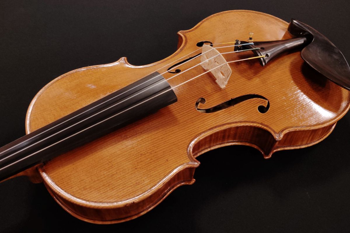 Hans Neuner 1925年製 | 【クロサワ楽器店オンラインショップ】いい