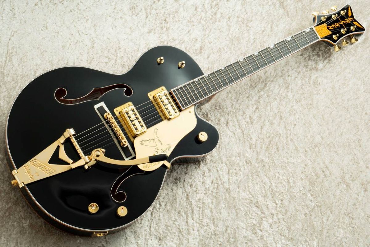 G6136TG Limited Edition Falcon Jr. with Bigsby -Black