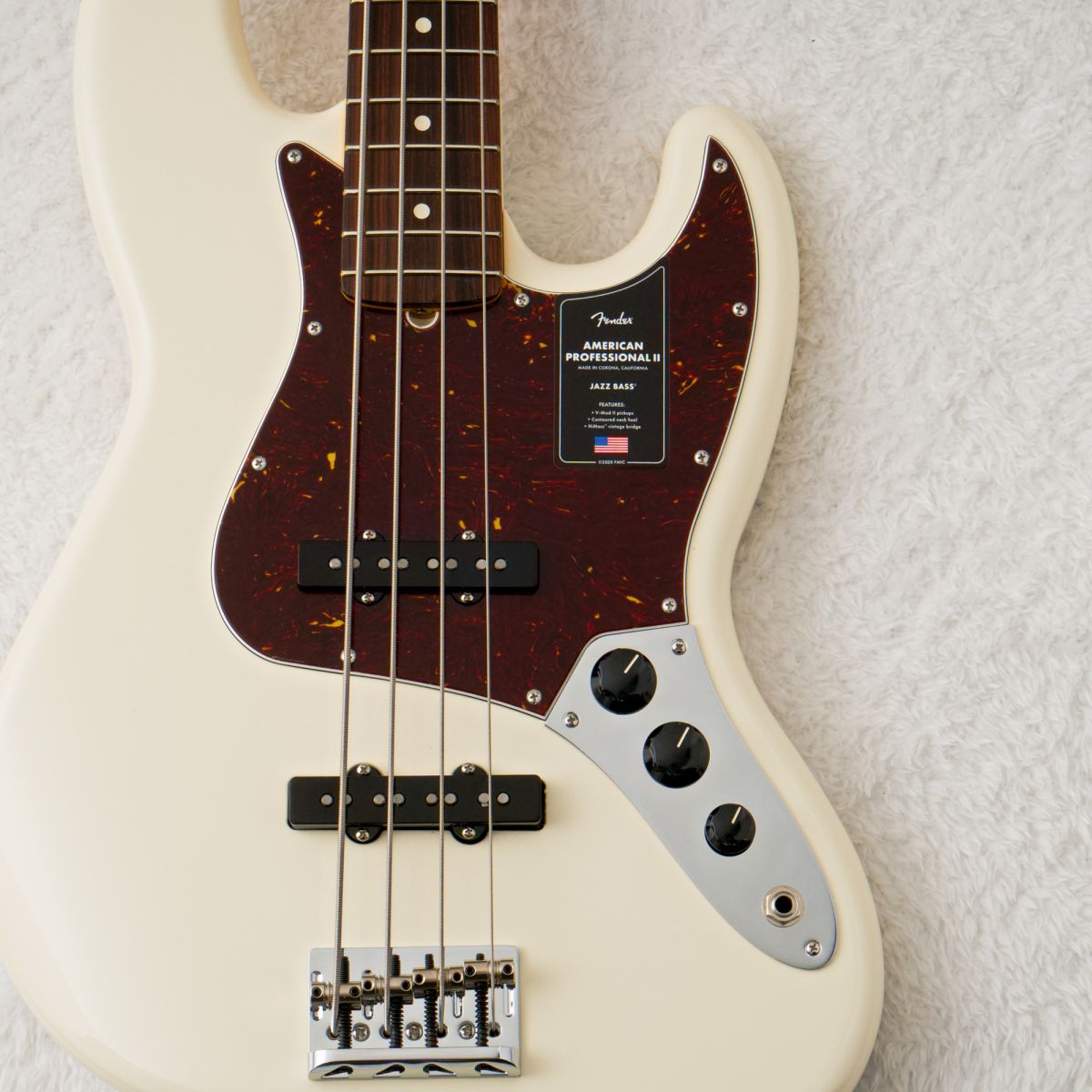 American Professional II Jazz Bass Olympic White | 【クロサワ楽器