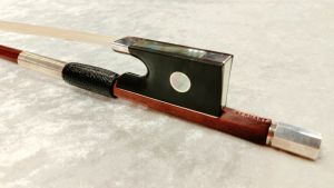 チェロ　弓　R.HAGEMAN PA497C-R (ローデリヒ・ペゾルト) | 【クロサワ楽器店オンライン