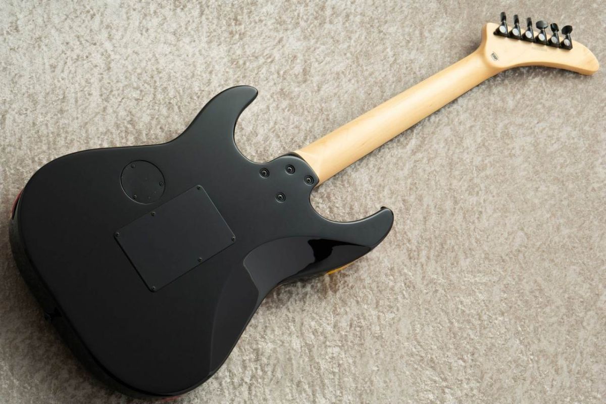 ESP カスタムオーダー品？kirk hammett風