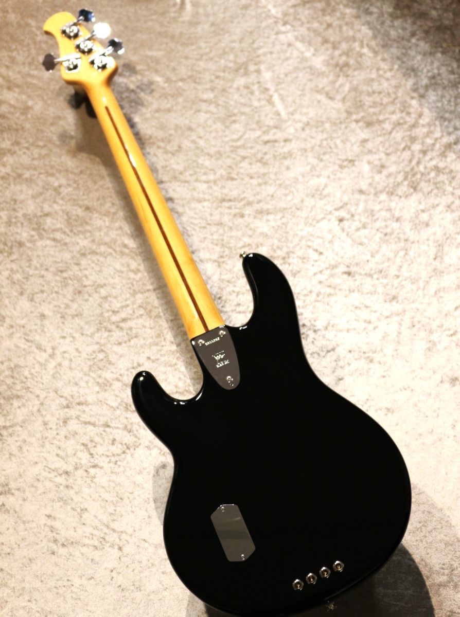Retro '70s StingRay Bass -Black- | 【クロサワ楽器店