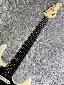 Expert ODYSSEY EOS2-AL-R/AWH ~Antique White~ | 【クロサワ楽器店