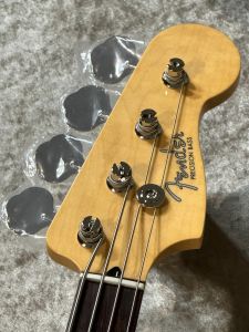 ヤマハ720FS: 使用感ほとんどない美品!!! (カラー:サンバースト) ヤマハ720FS: 使用感ほとんどない美品!!! (カラー:サンバースト)