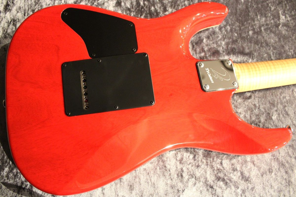 Custom Order DST-Pro24 2H 5A Quilt Maple/H.Maho Black Red