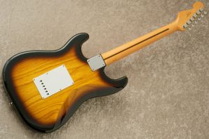FSR Made in Japan Traditional II 50s Stratocaster -2 Tone