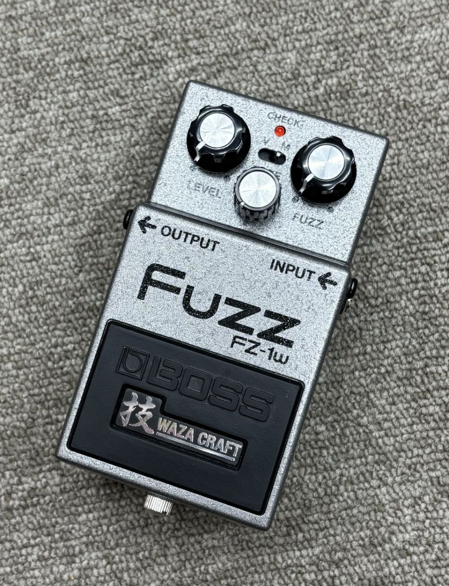 BOSS~Fuzz WAZA CRAFT FZ-1W~ | 【クロサワ楽器店オンラインショップ