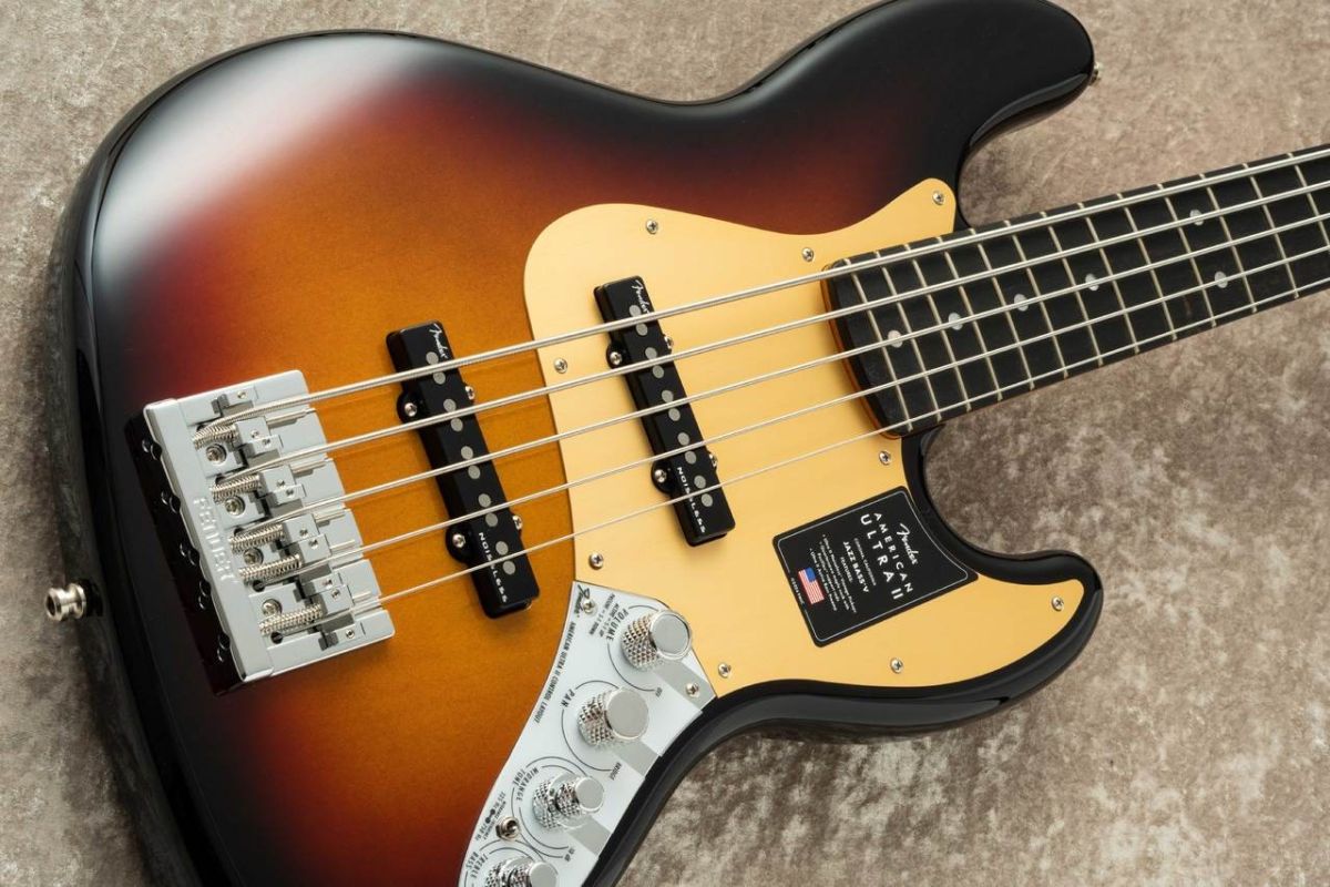 American Ultra II Jazz Bass V -Ultraburst- | 【クロサワ楽器店
