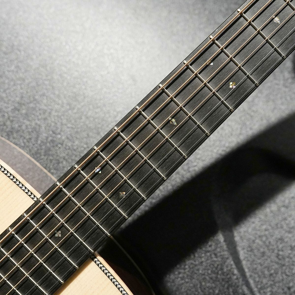 【美品】Crescent オール単板 アコースティックギター CA-D-85BS 美品】Crescent オール単板 アコースティックギター CA-D-85BS