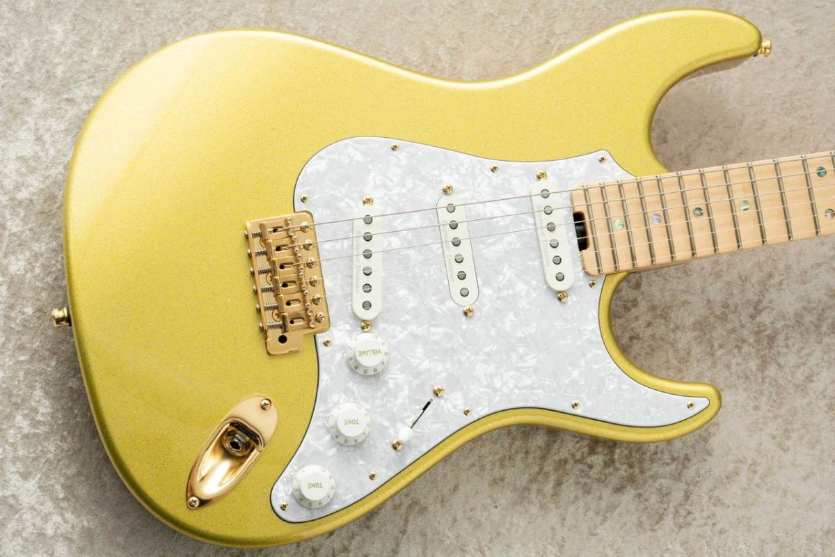 ギター ESP Takayoshi ohmura Eclipse gold ESP Snapper Eclipse Gold Takayoshi Ohmura Review - YouTube
