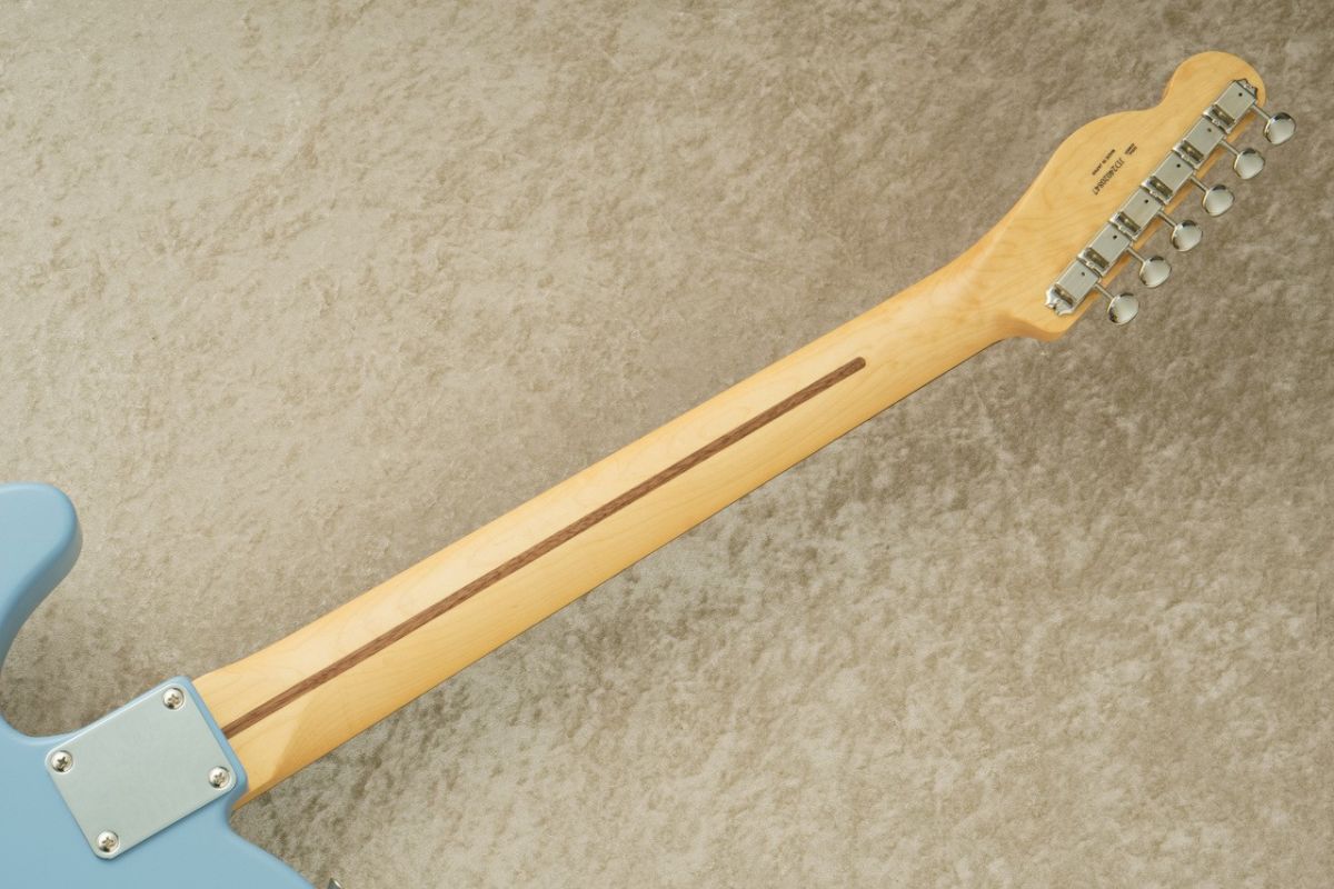 Fenderくすみカラー Telecaster Thinline Made in Japan Limited Kusumi Color Telecaster® Thinline – Fender