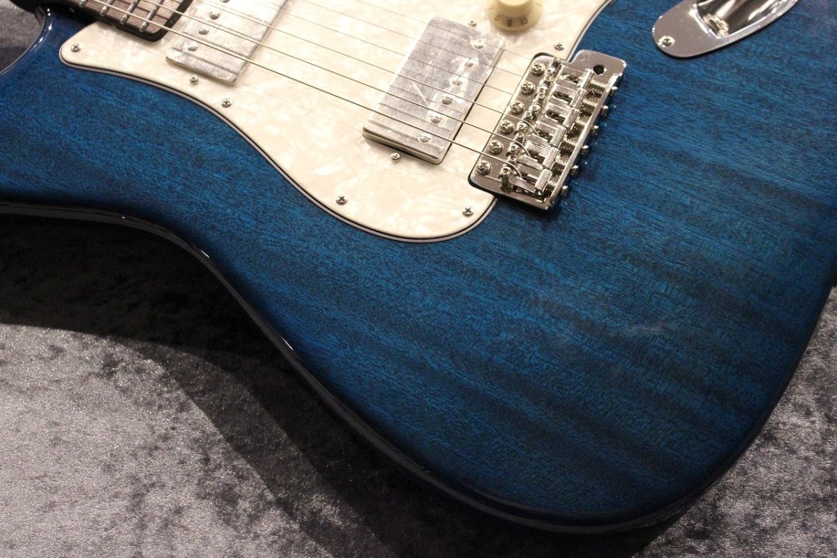 ST Pepper Hollow Blue/Poly Finish#24016034 | 【クロサワ楽器