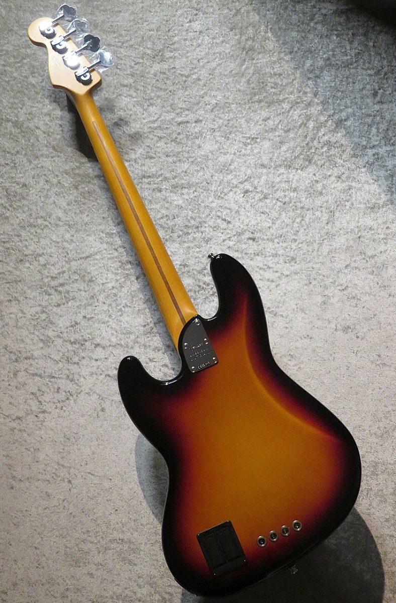 American Ultra II Jazz Bass -Ultraburst- #US24006277 | 【クロサワ