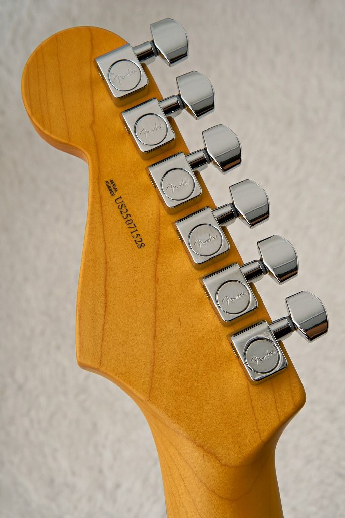 AMERICAN PROFESSIONAL II STRATOCASTER Mod. Olympic White / OWT