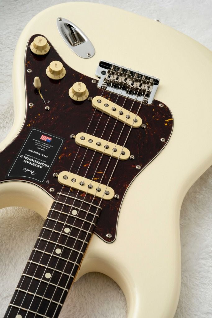 American Professional II Stratocaster Olympic White | 【クロサワ