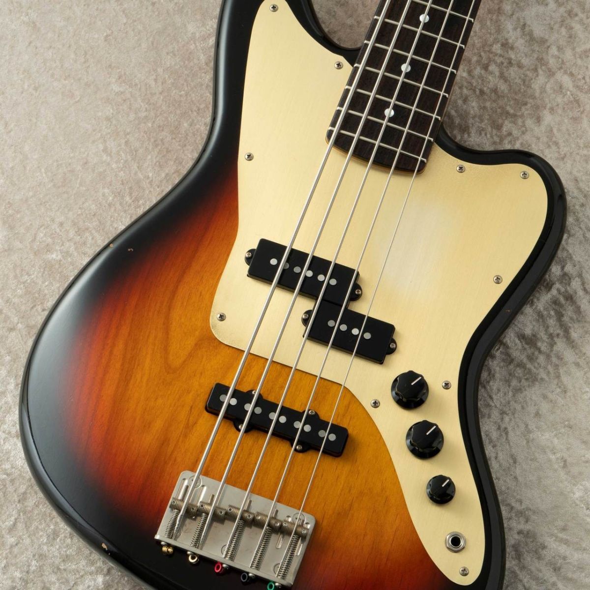 TRAD MASTER BETA-JMB5 MISA #068【BAND-MAID MISA】 | 【クロサワ楽器