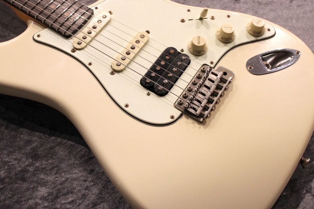 ★OlympicWhite Relic LaquerStratocaster★ Fender 1968 Relic Stratocaster Aged Olympic White #CZ532083