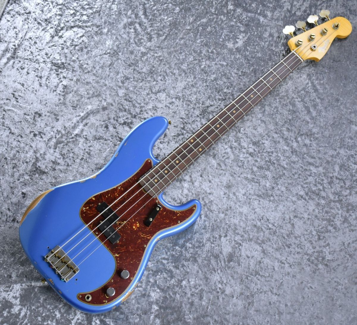 エレキベース 青 2ピックアップ B3 1964 Precision Bass Relic - Aged Lake Placid Blue