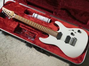 Prestige AZ2402 -Pearl White Flat- #FD2480016 | 【クロサワ