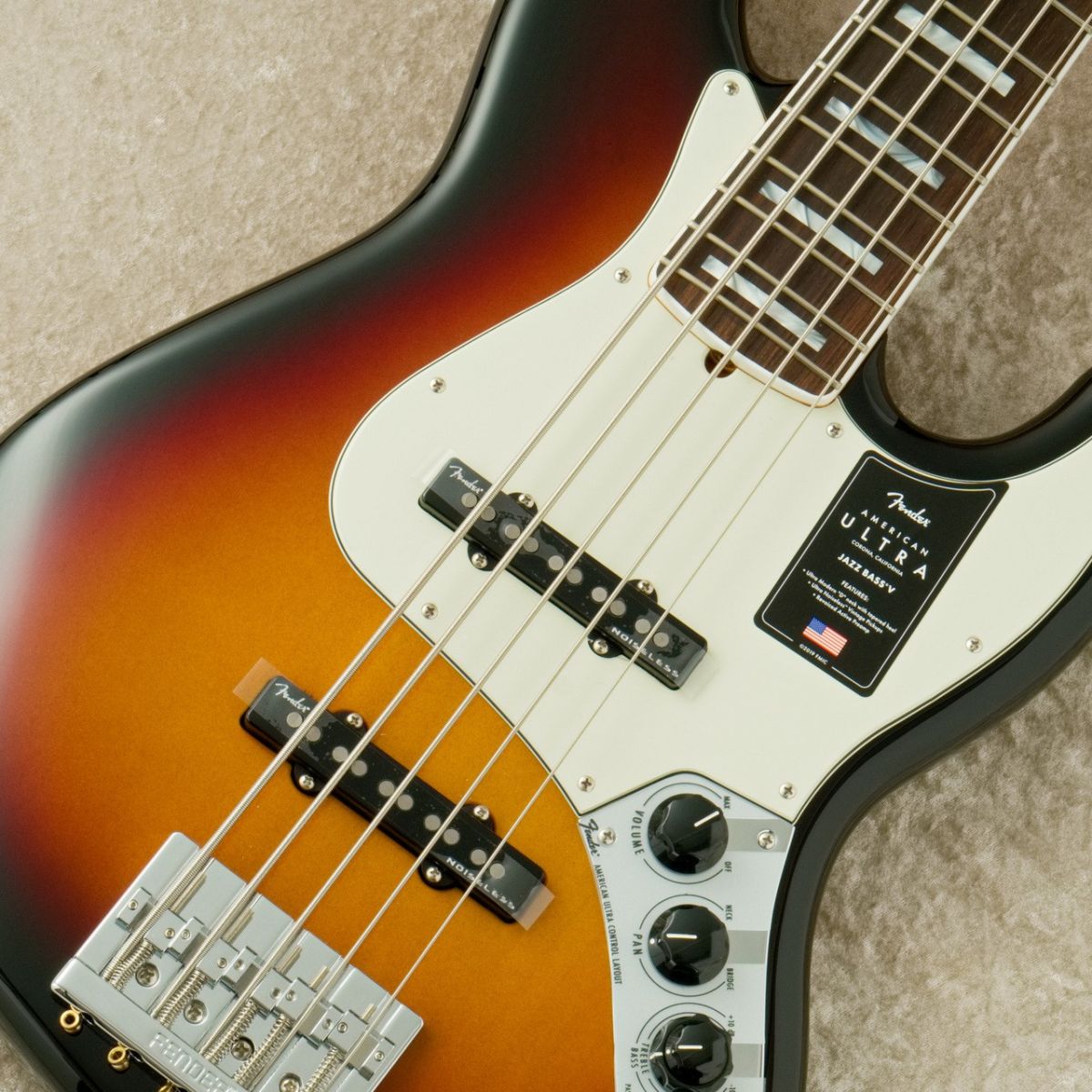 American Ultra Jazz Bass V -Ultraburst- | 【クロサワ楽器店